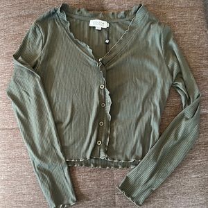 Ribbed Cardigan with Scalloped Details